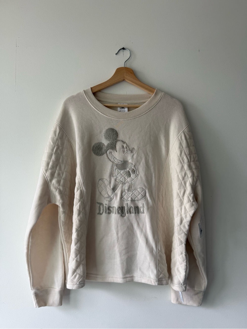 Disney Cream Quilted-Sleeve Mickey Sweatshirt